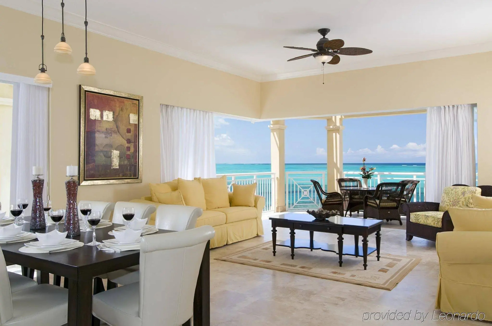 Photo - Windsong on the Reef