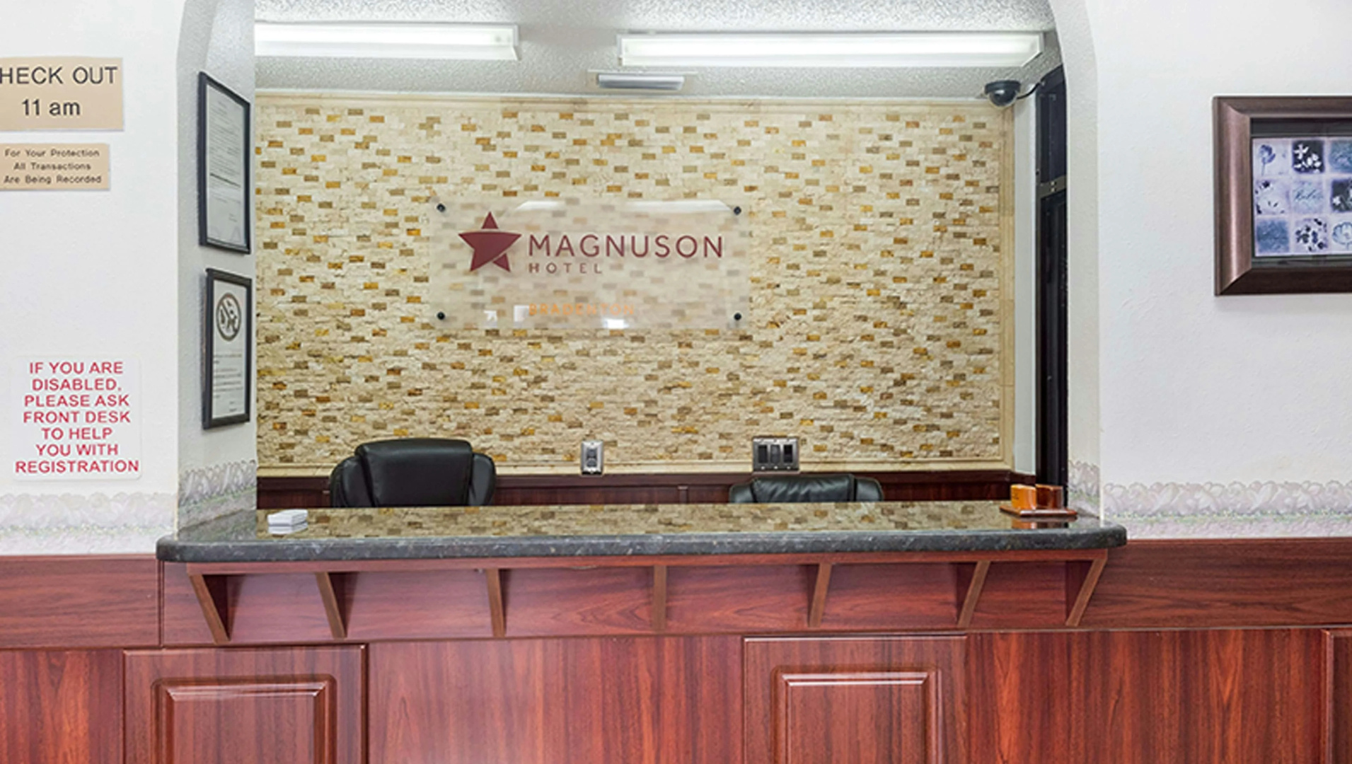 Photo - Magnuson Hotel Bradenton