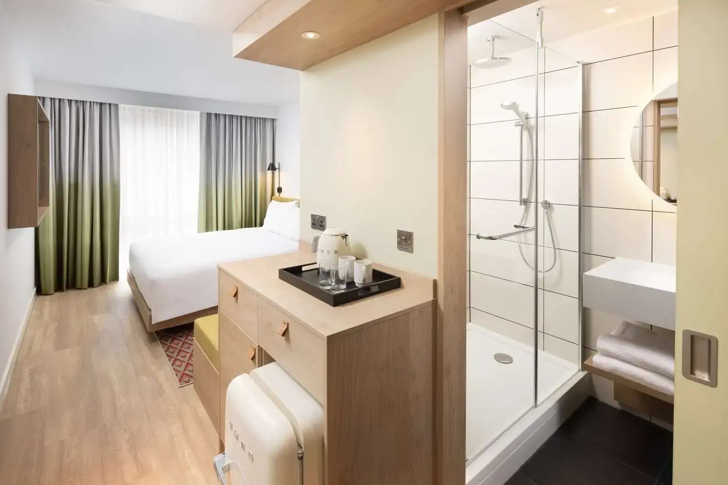 Photo - Hampton By Hilton Rochdale