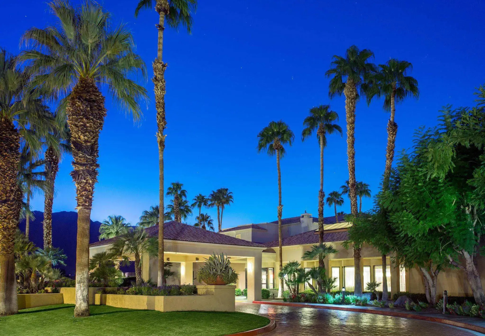 Foto - Courtyard By Marriott Palm Springs