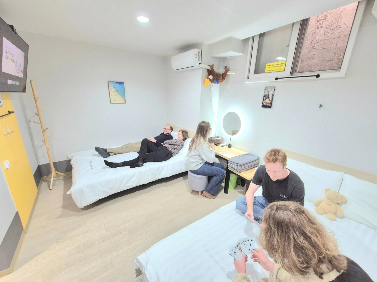 Foto - Hostel Tommy 50 off sale for 10th Anniversary on 2026