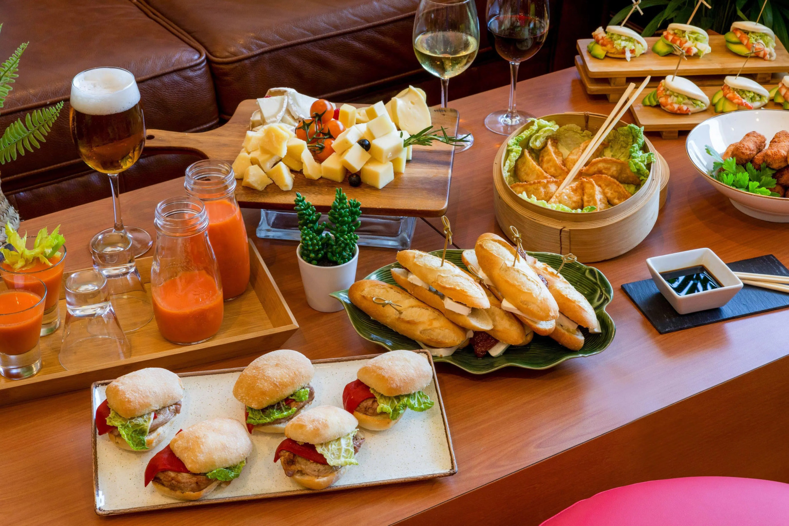 Photo - Hotel Santiago Plaza Affiliated by Meliá