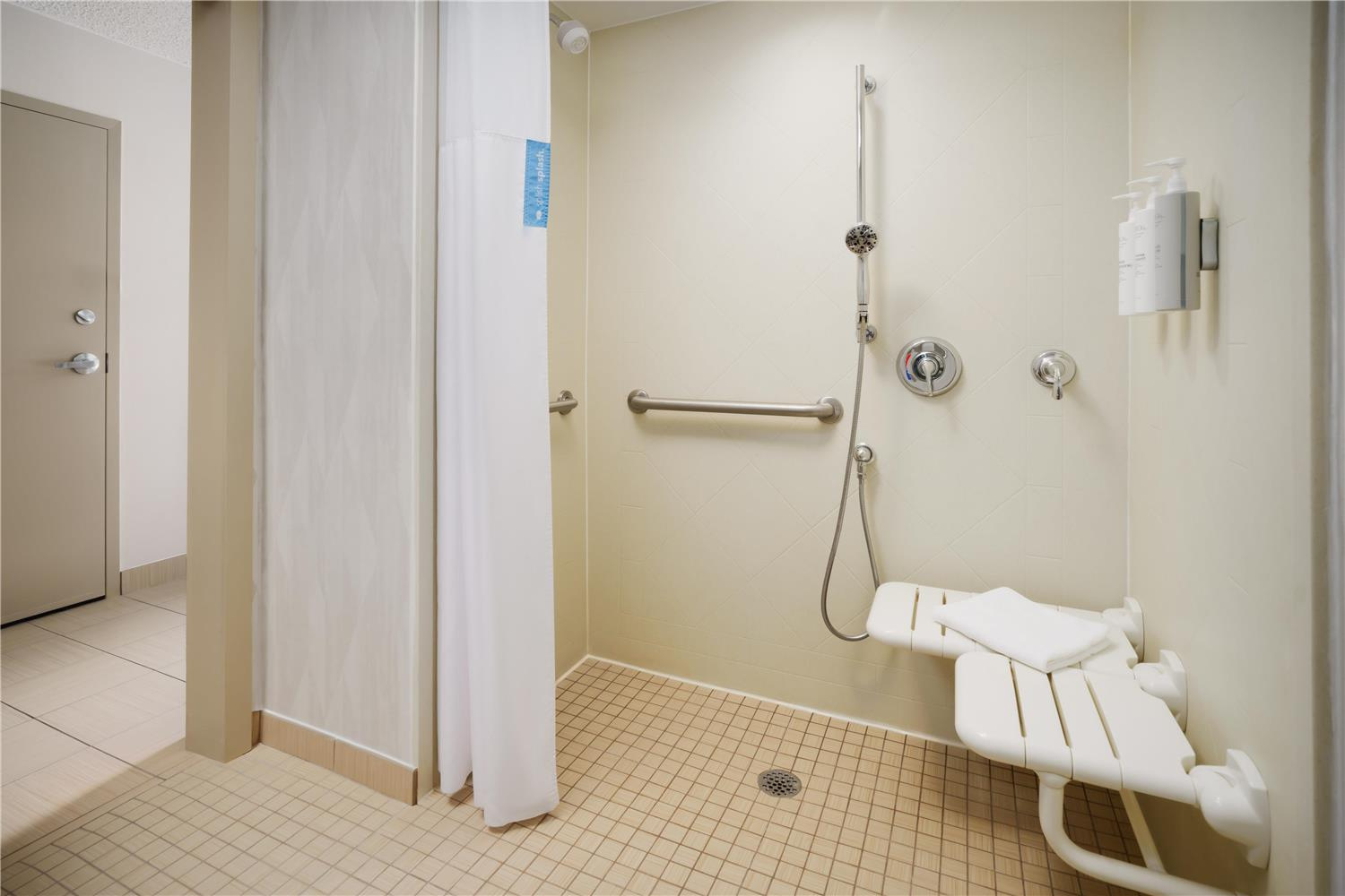 Foto - Hampton Inn by Hilton Chicago-Midway Airport