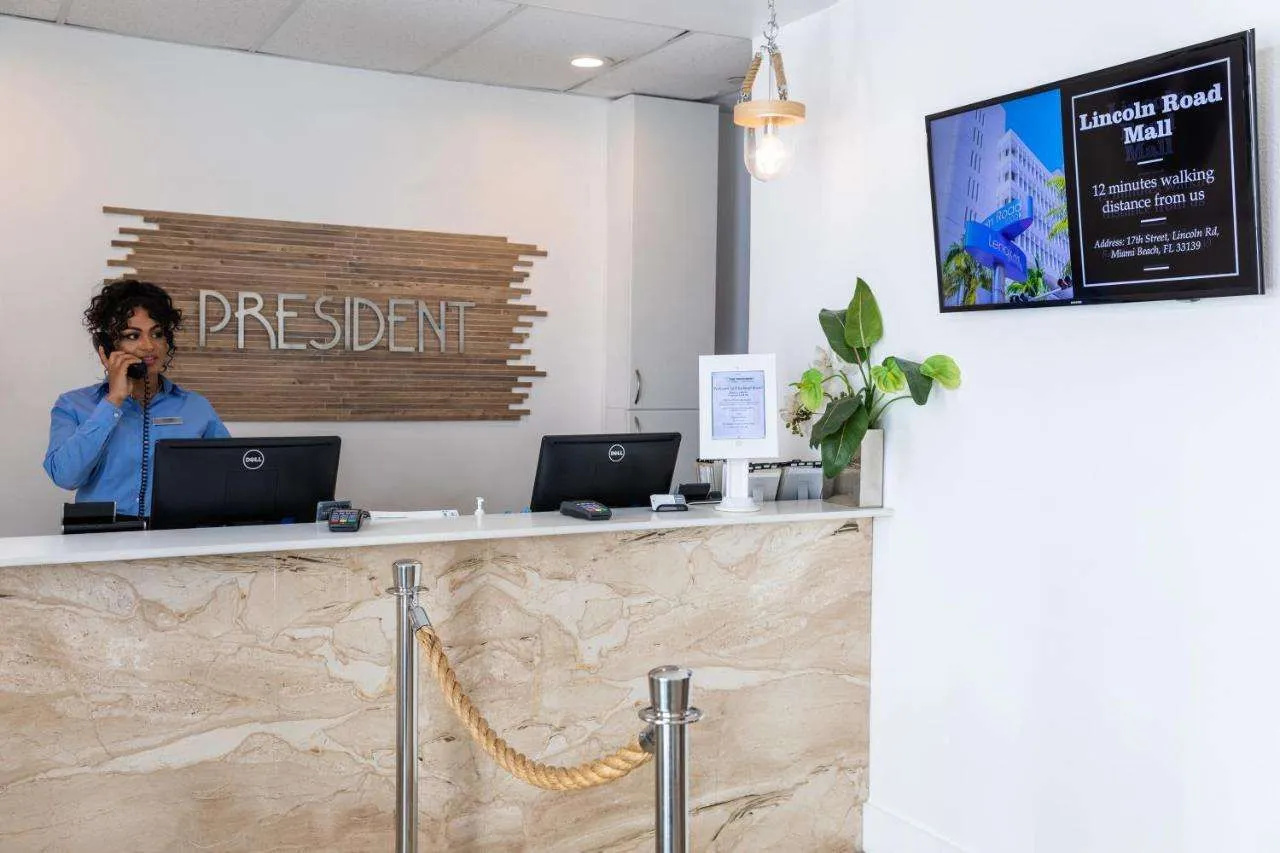 Photo - President Hotel