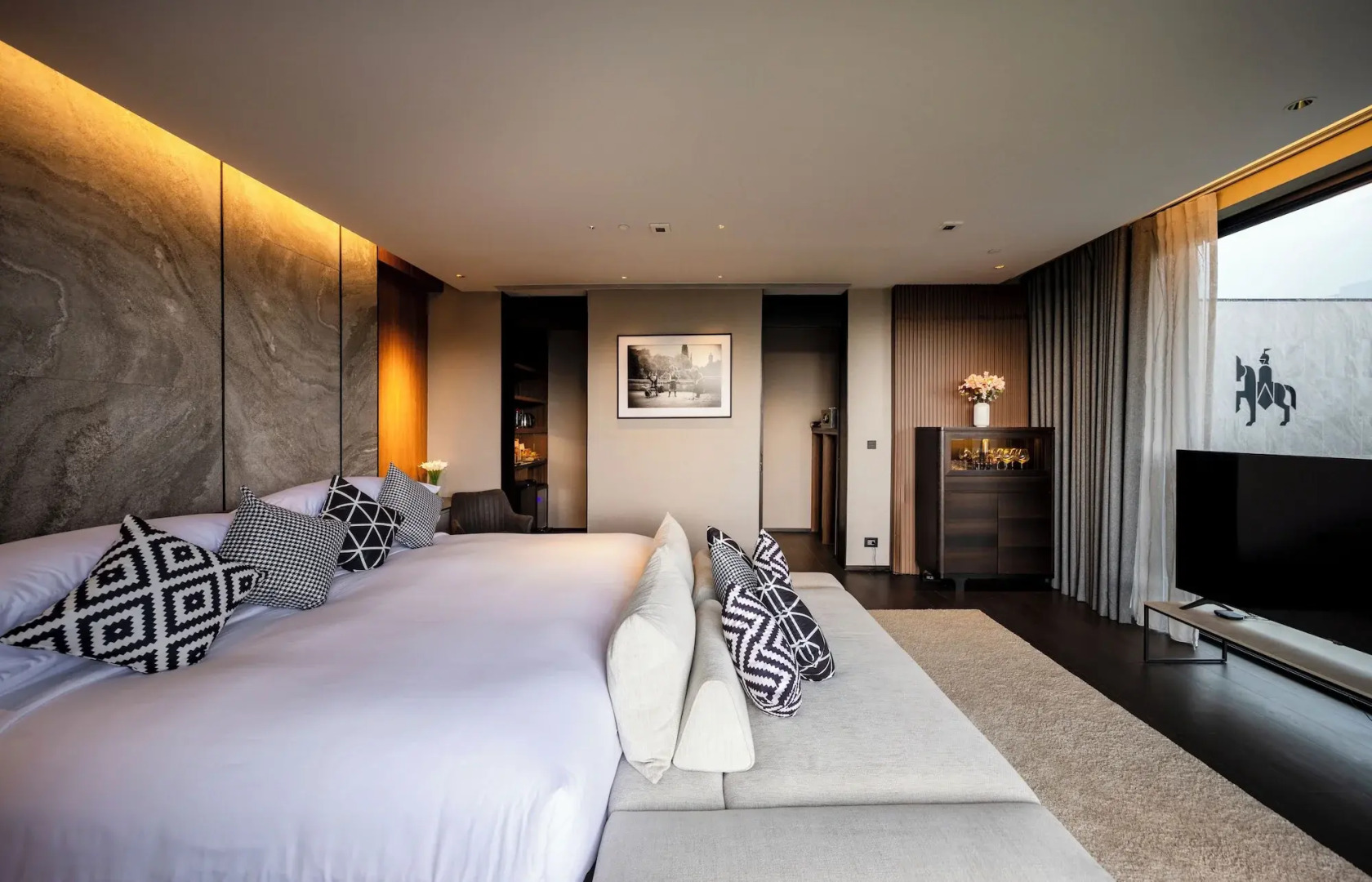 Photo - Walton Suites Sukhumvit