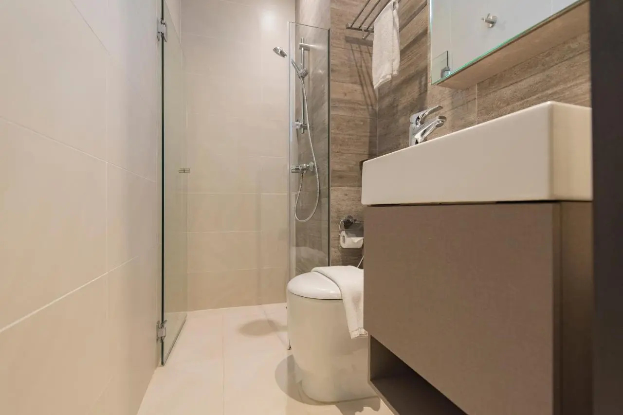 Photo - Louis Kienne Serviced Residences