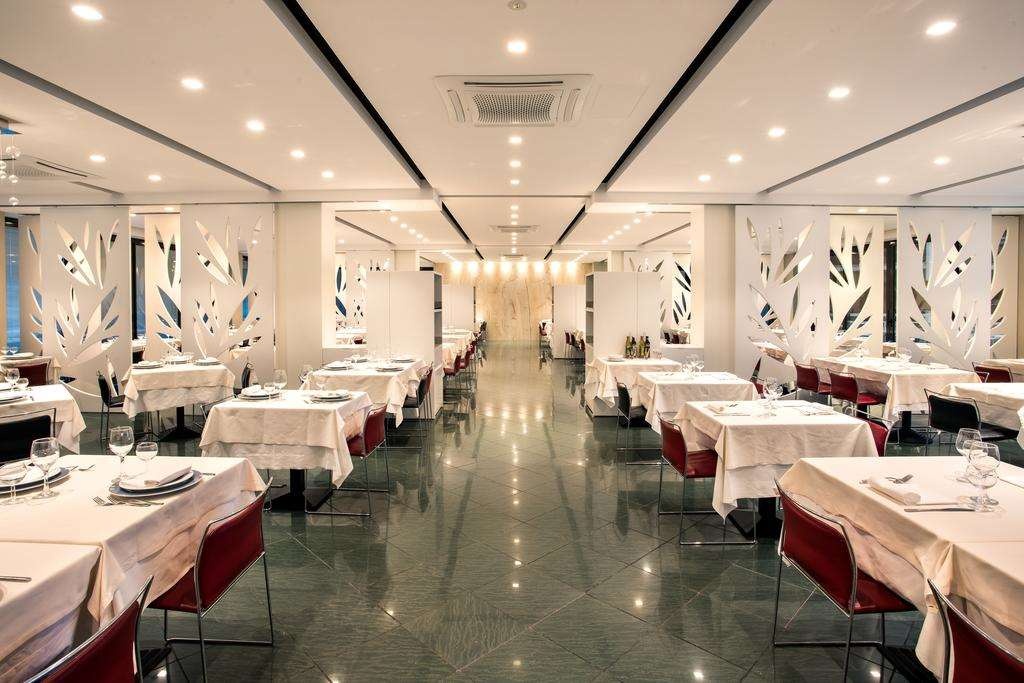 Photo - Waldorf Palace Hotel