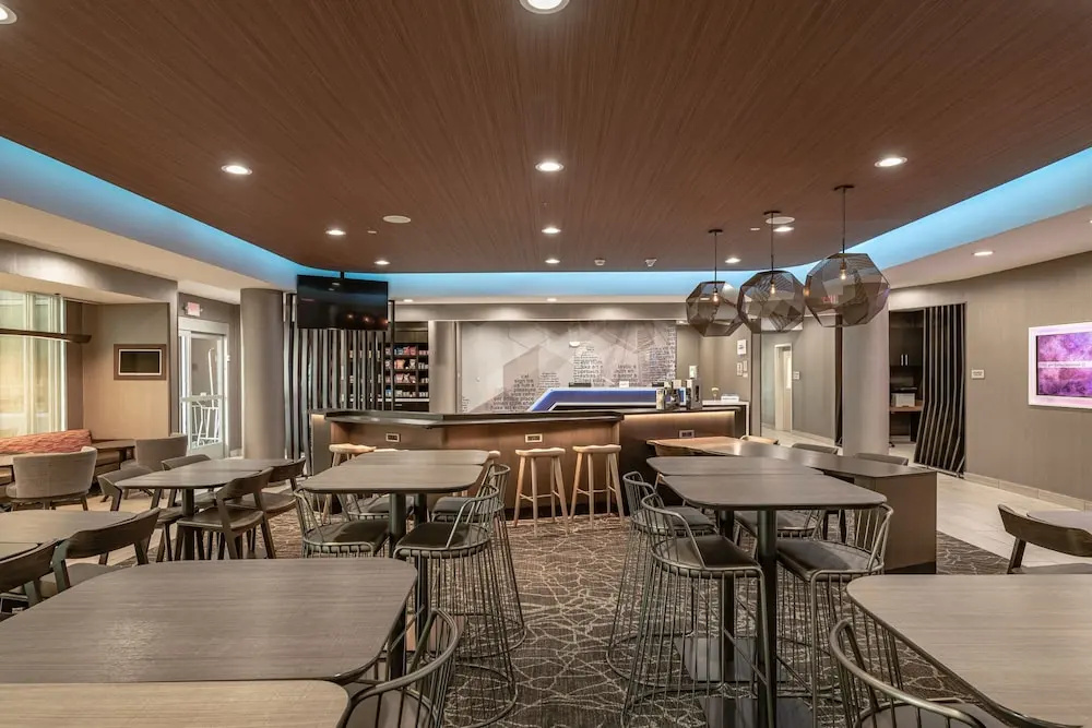Photo - SpringHill Suites Dallas Central Expressway