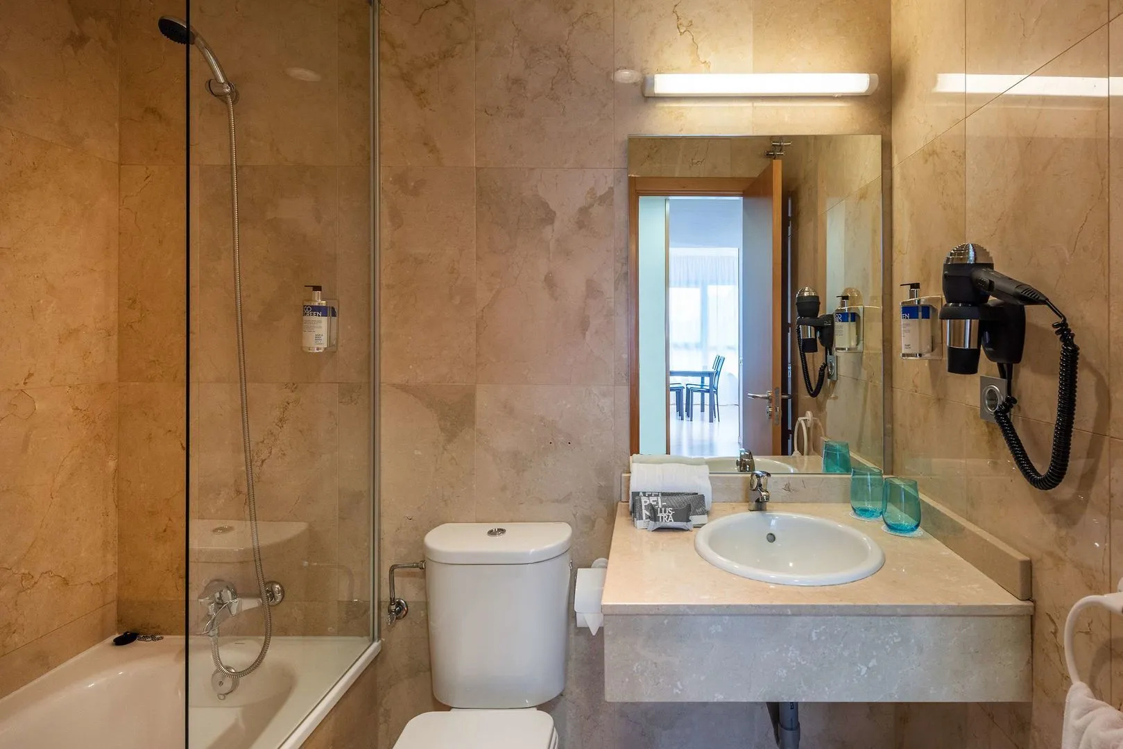 Foto - Madrid Airport Suites, Affiliated by Meliá
