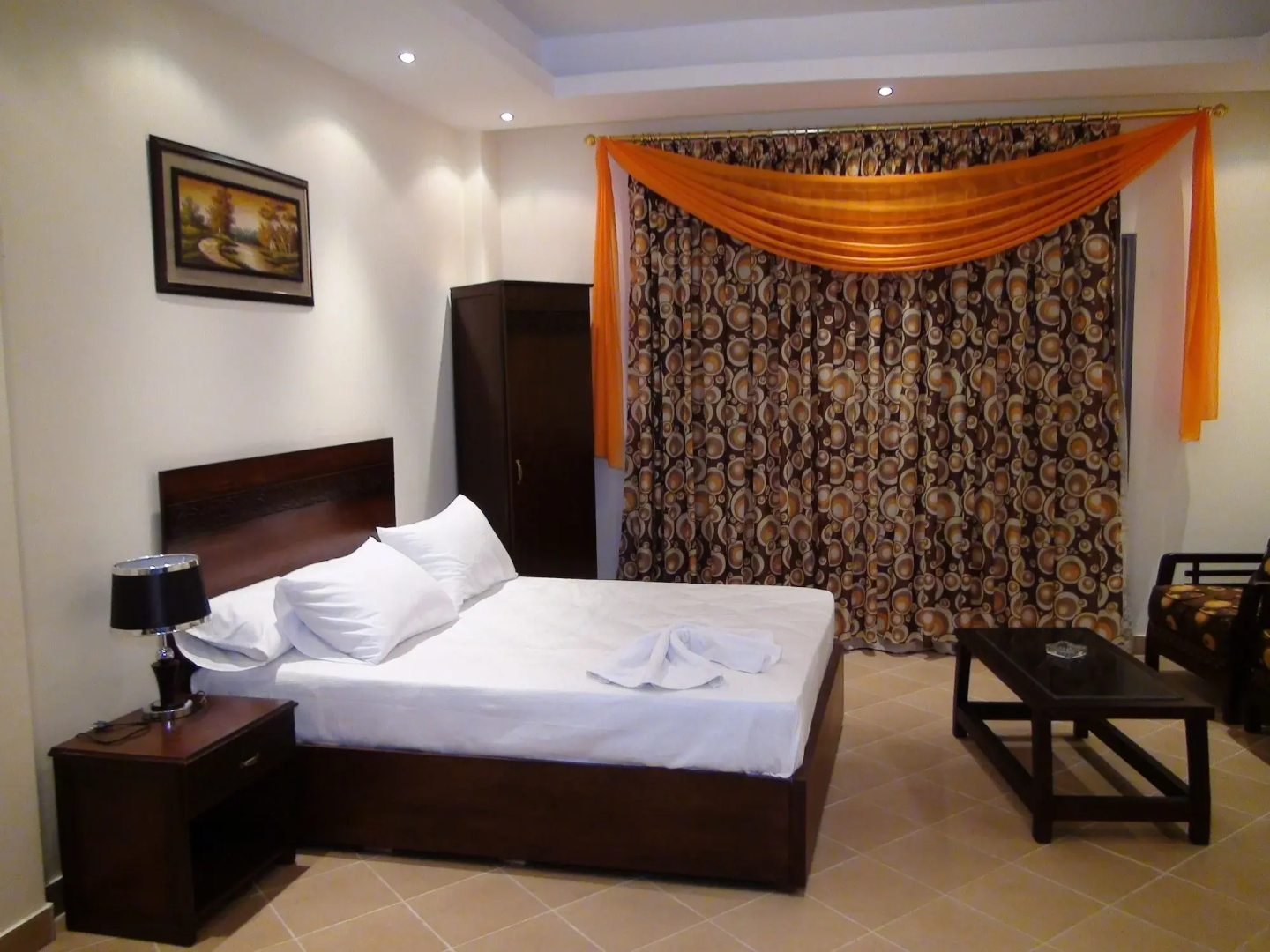Photo - Glorious Hotel