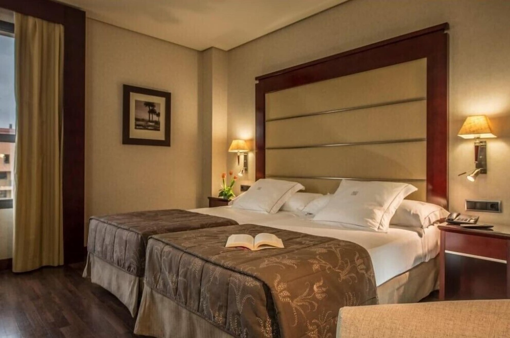 Photo - Hotel Valencia Center