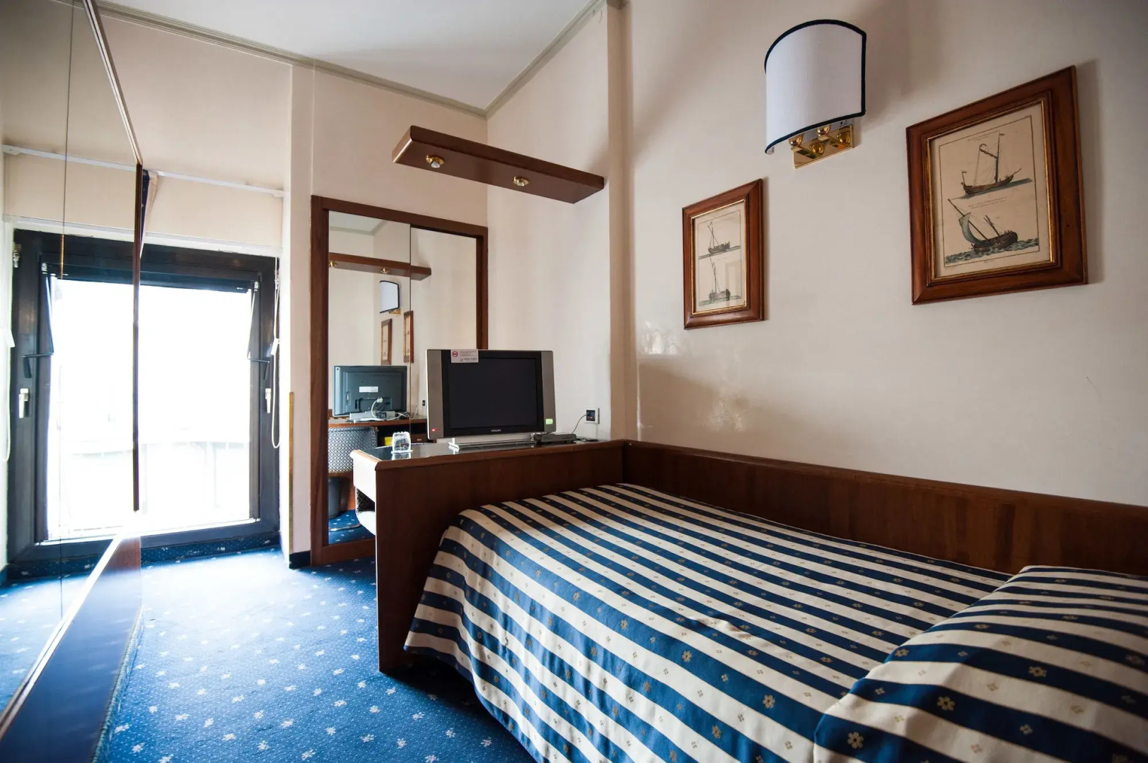 Photo - Hotel Flora