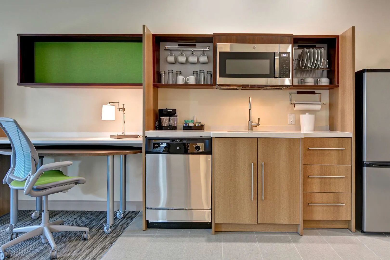 Foto - Home2 Suites by Hilton Savannah Midtown, GA