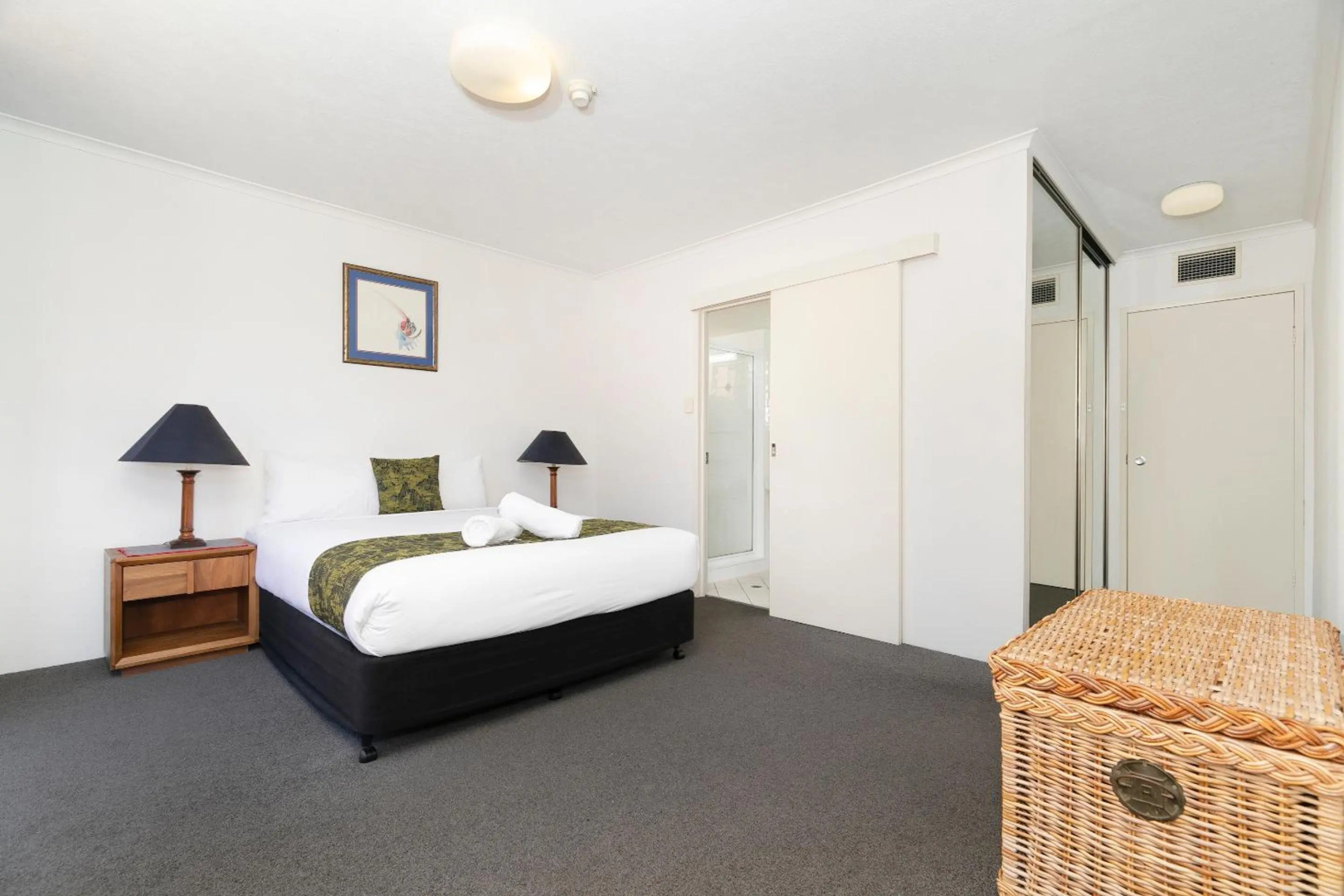 Photo - The Astor Apartments