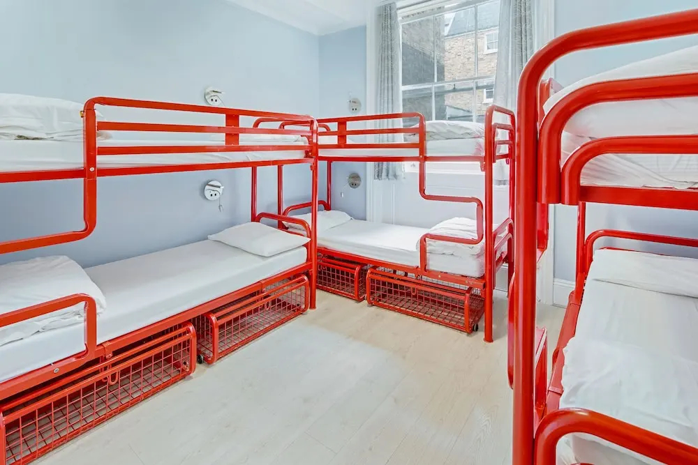 Photo - Astor Kensington Hostel
