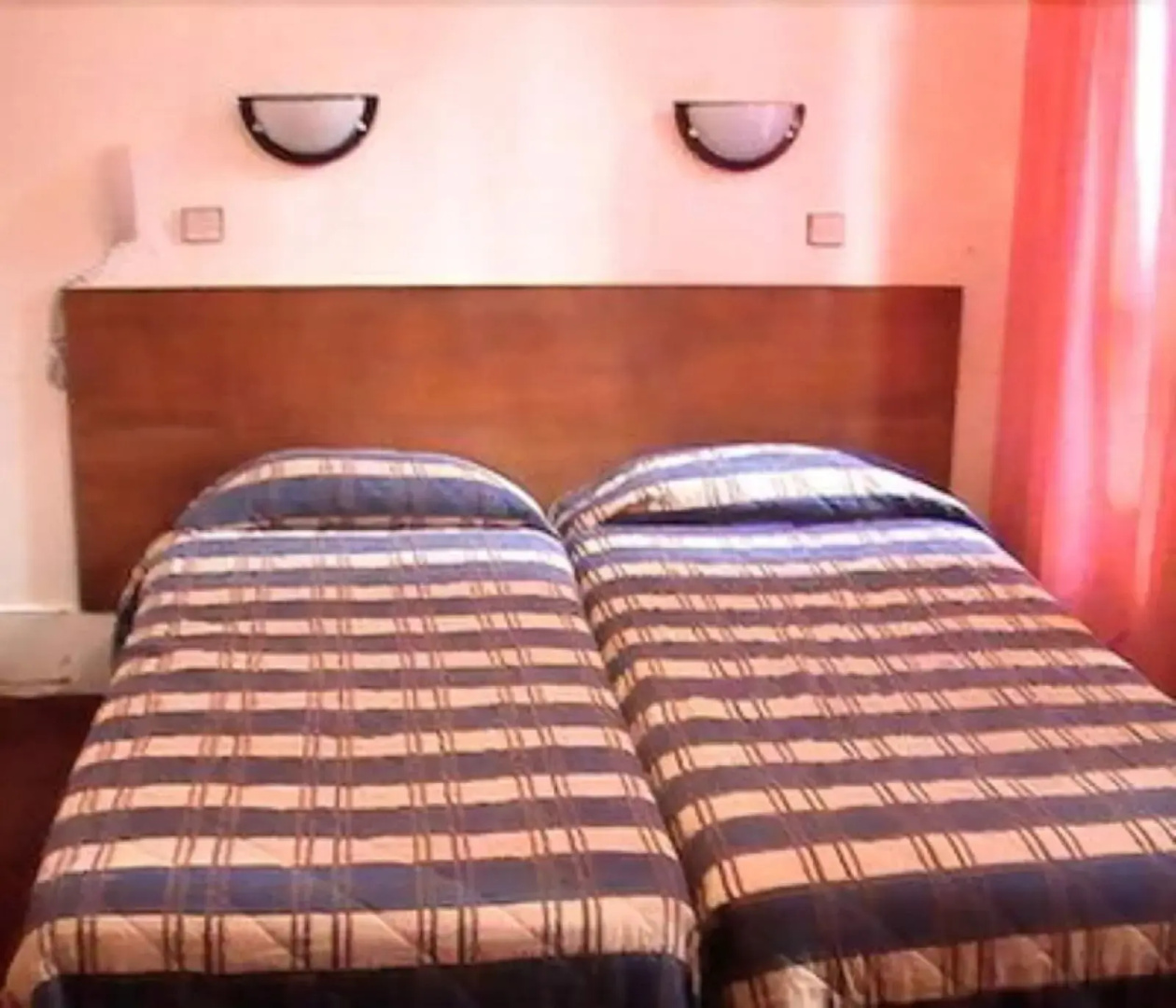 Photo - Hôtel De Lorraine