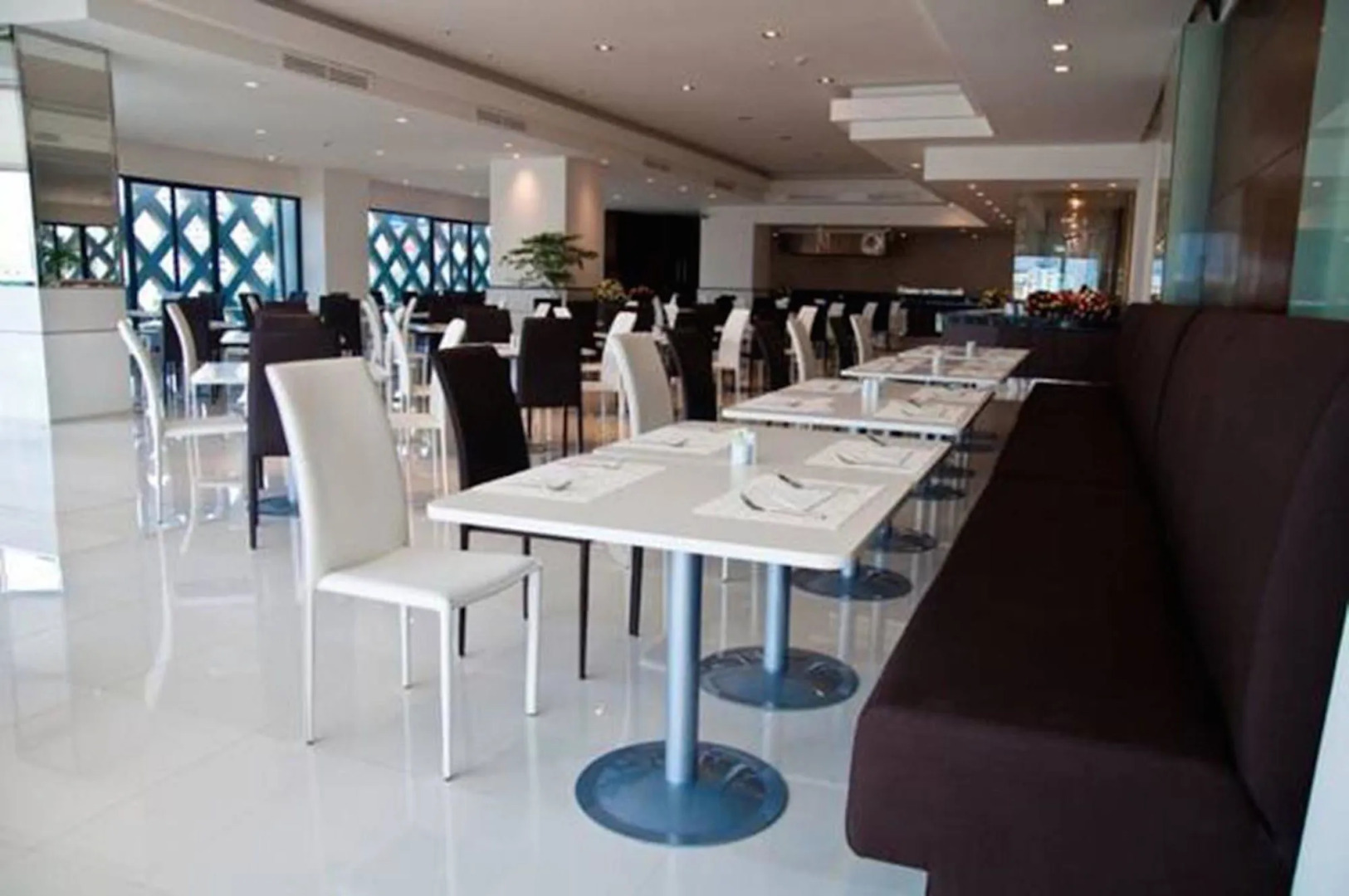 Photo - Iyarin @ Tuk Chang Hotel