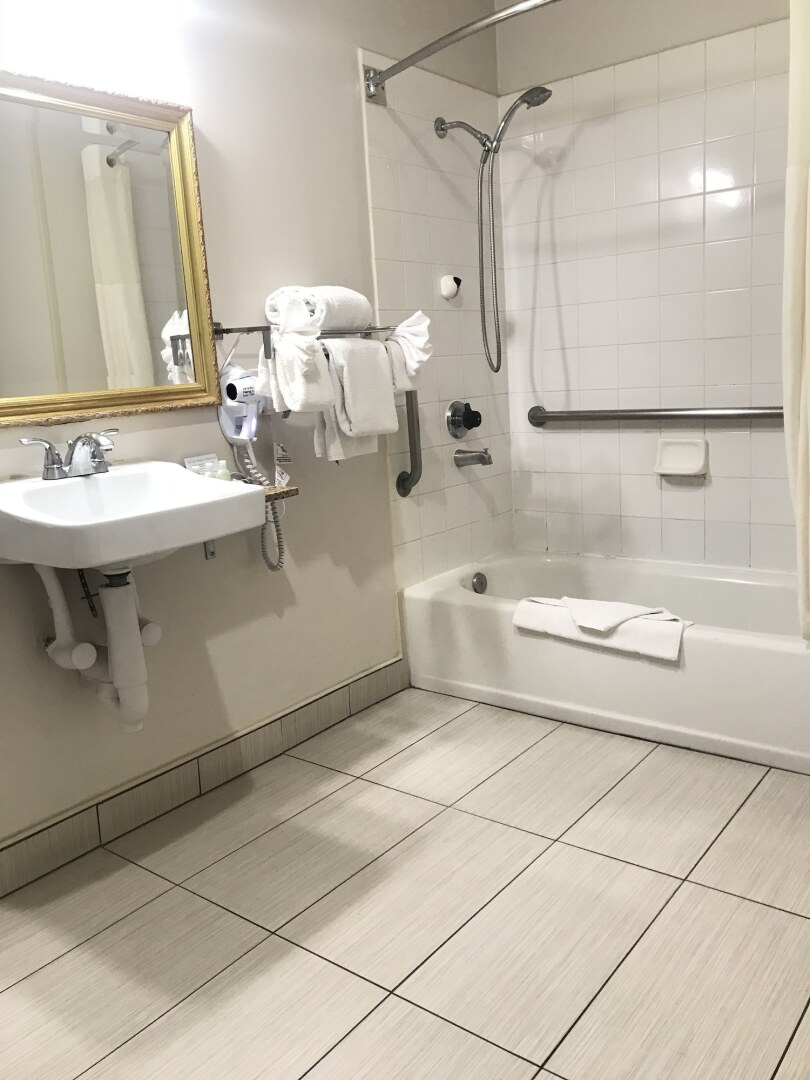 Photo - Quality Inn Ontario Airport Convention Center