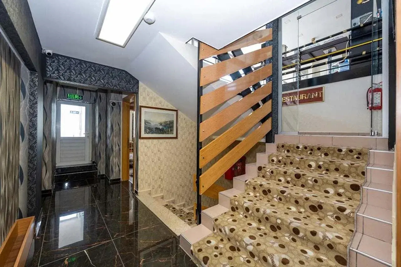 Photo - Grand Ons Hotel