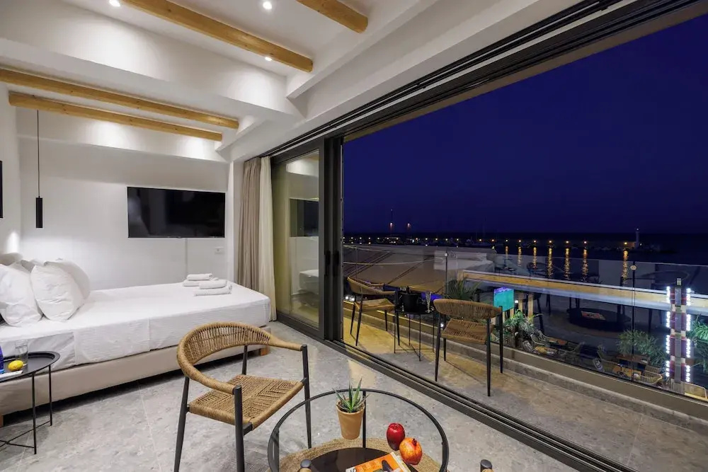 Photo - Soho SeaFront Suites