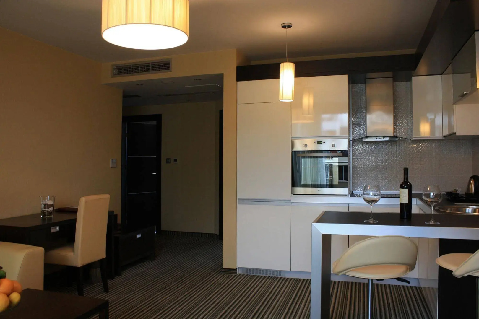 Photo - Best Western Plus Olives City Hotel - Free Pool & Parking