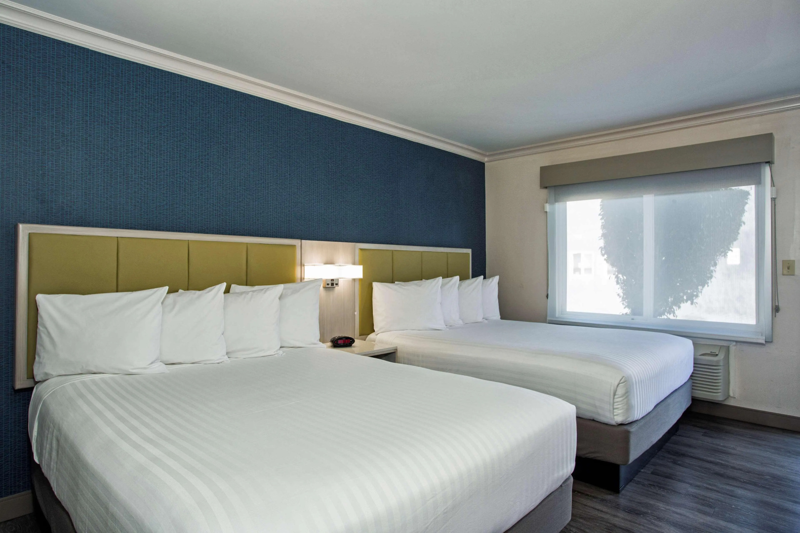 Foto - SureStay Hotel by Best Western Santa Monica