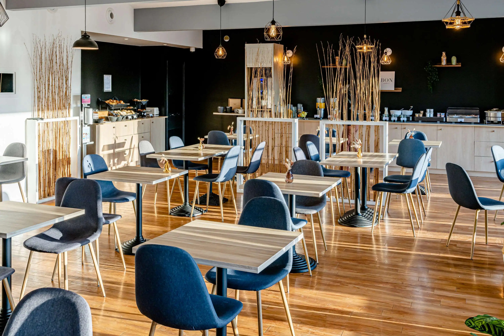 Photo - Sure Hotel by Best Western Bordeaux Lac