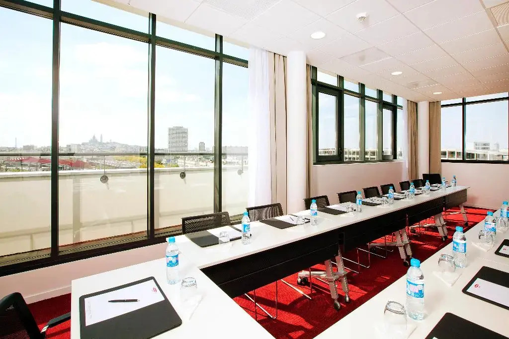 Photo - Residhome Paris Rosa Parks