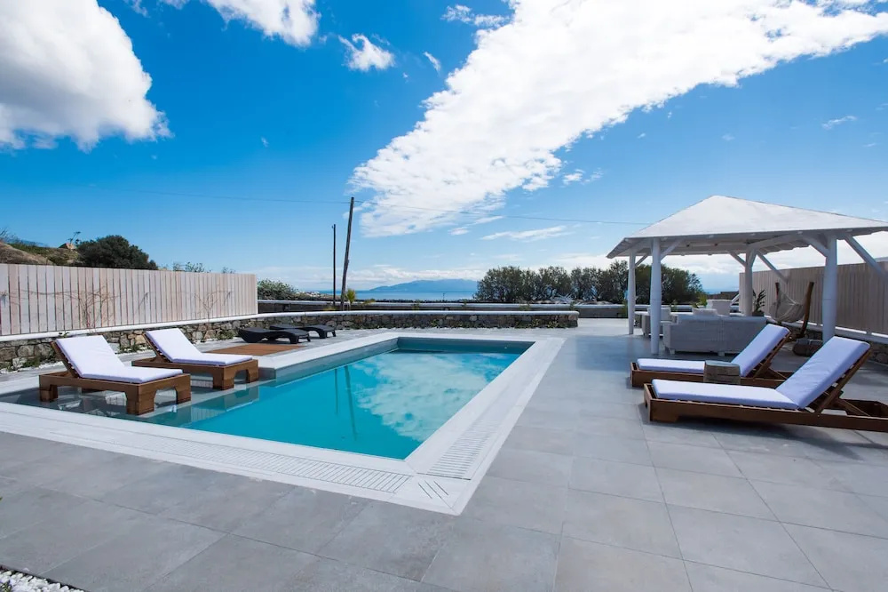 Photo - Tiffanys Villas