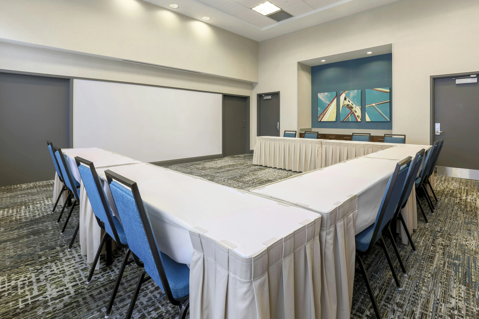Photo - Hampton Inn & Suites Pittsburgh-Downtown
