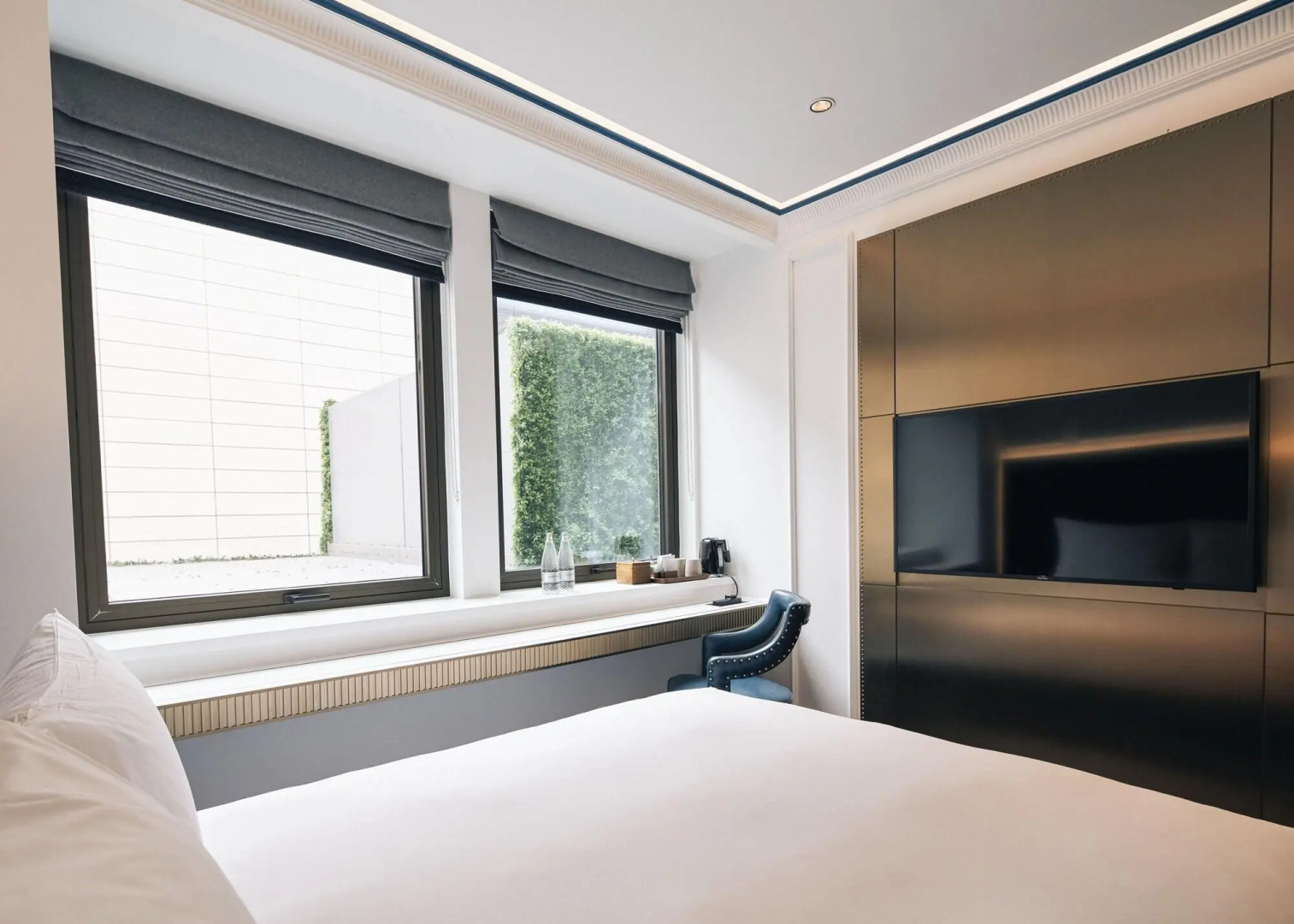 Photo - Page8, Page Hotels