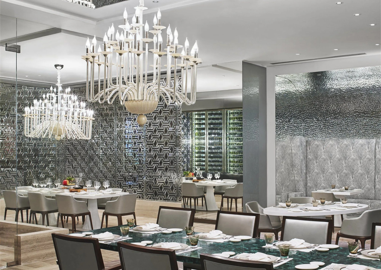 Foto - Taj Santacruz