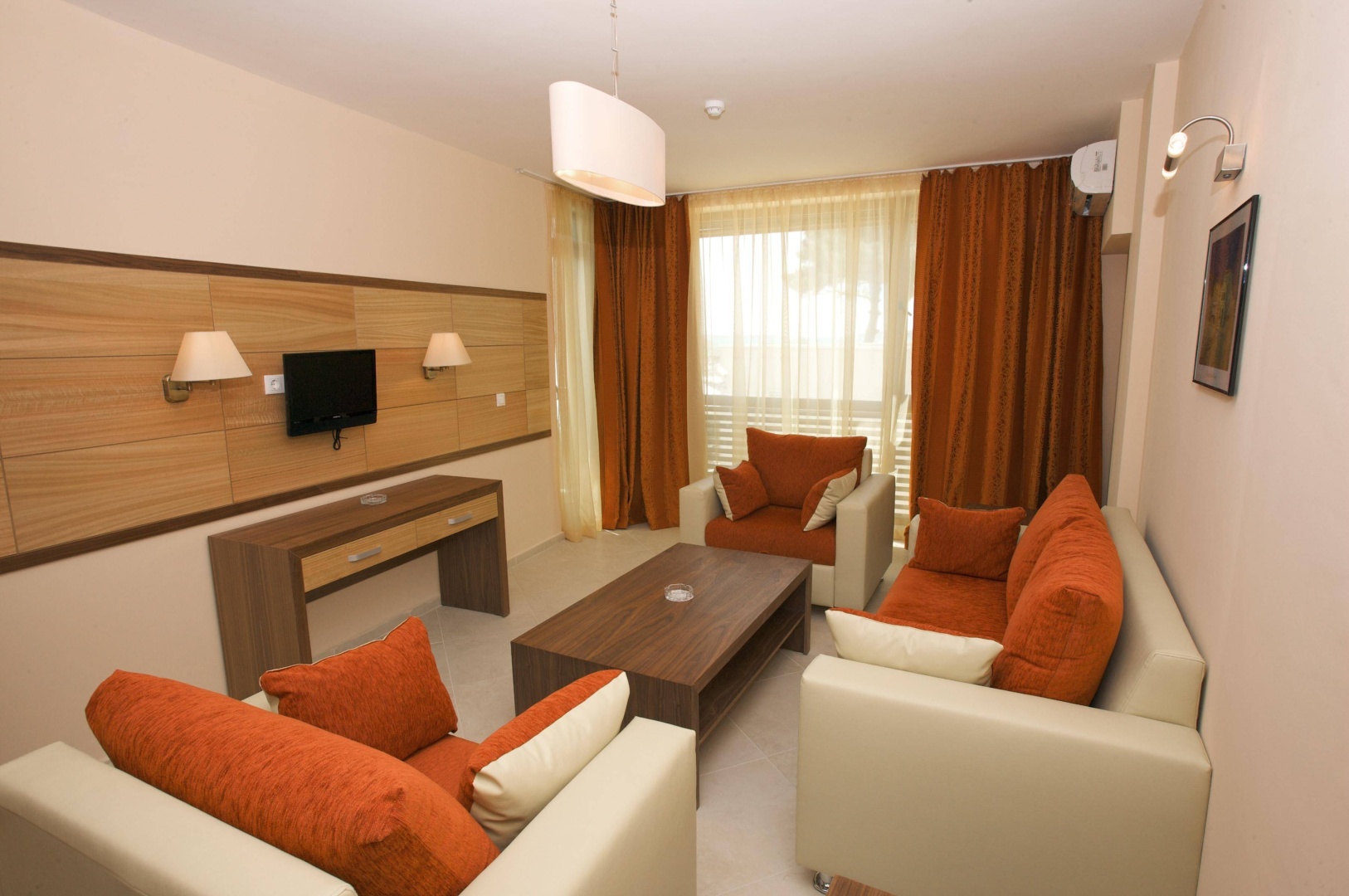 Photo - Seabreeze Hotel