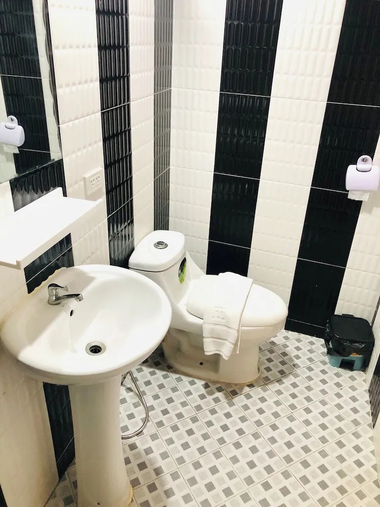 Photo - Royal Star Suites pattaya