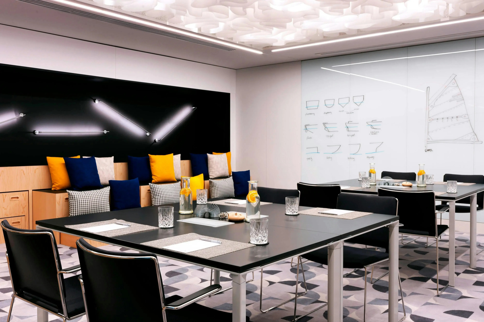 Foto - Renaissance Warsaw Airport Hotel, an Marriott International