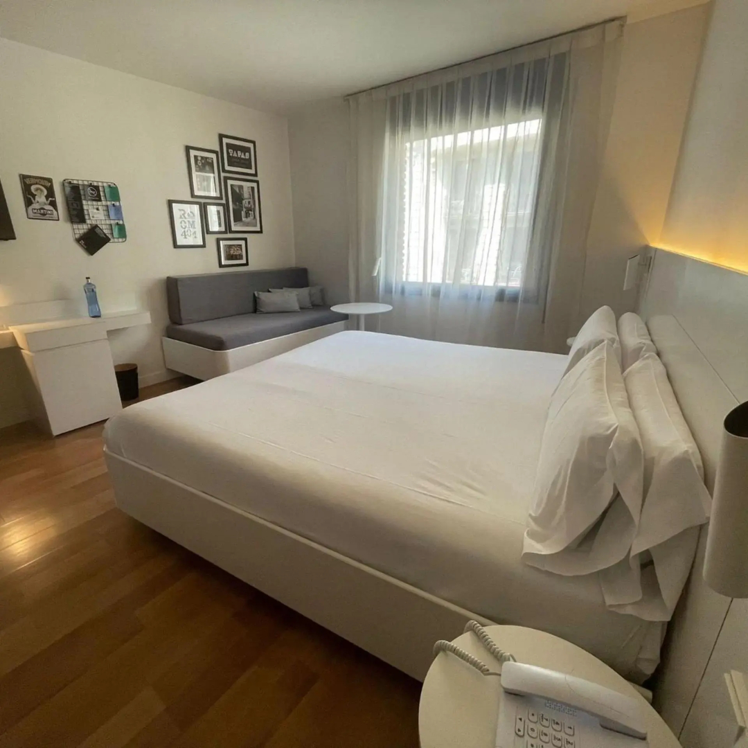Photo - Pol & Grace Hotel