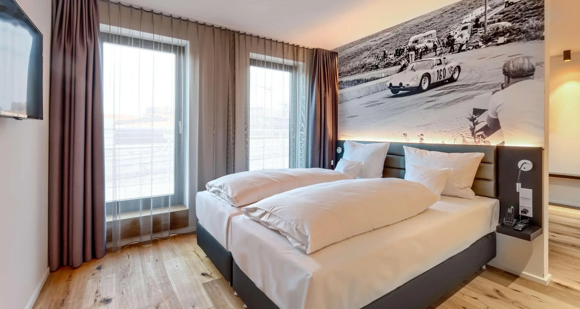 Foto - V8 HOTEL Motorworld Region Stuttgart