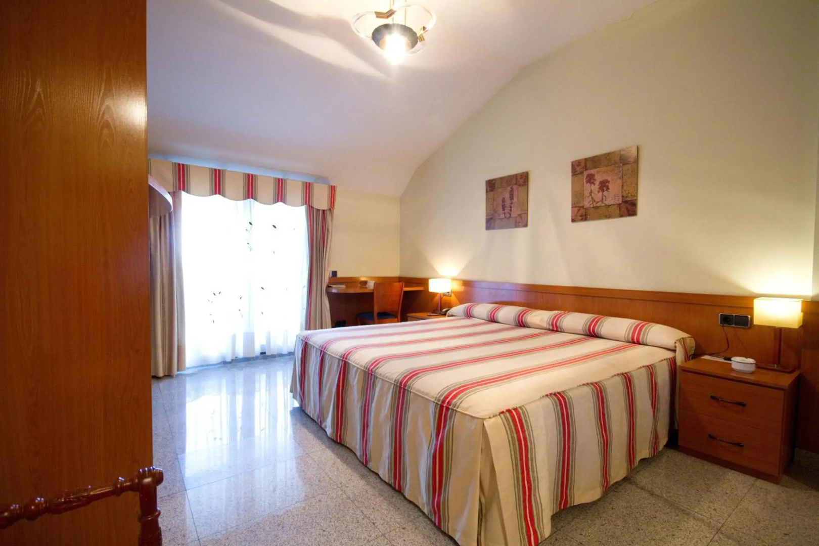 Foto - Hotel Los 5 Pinos