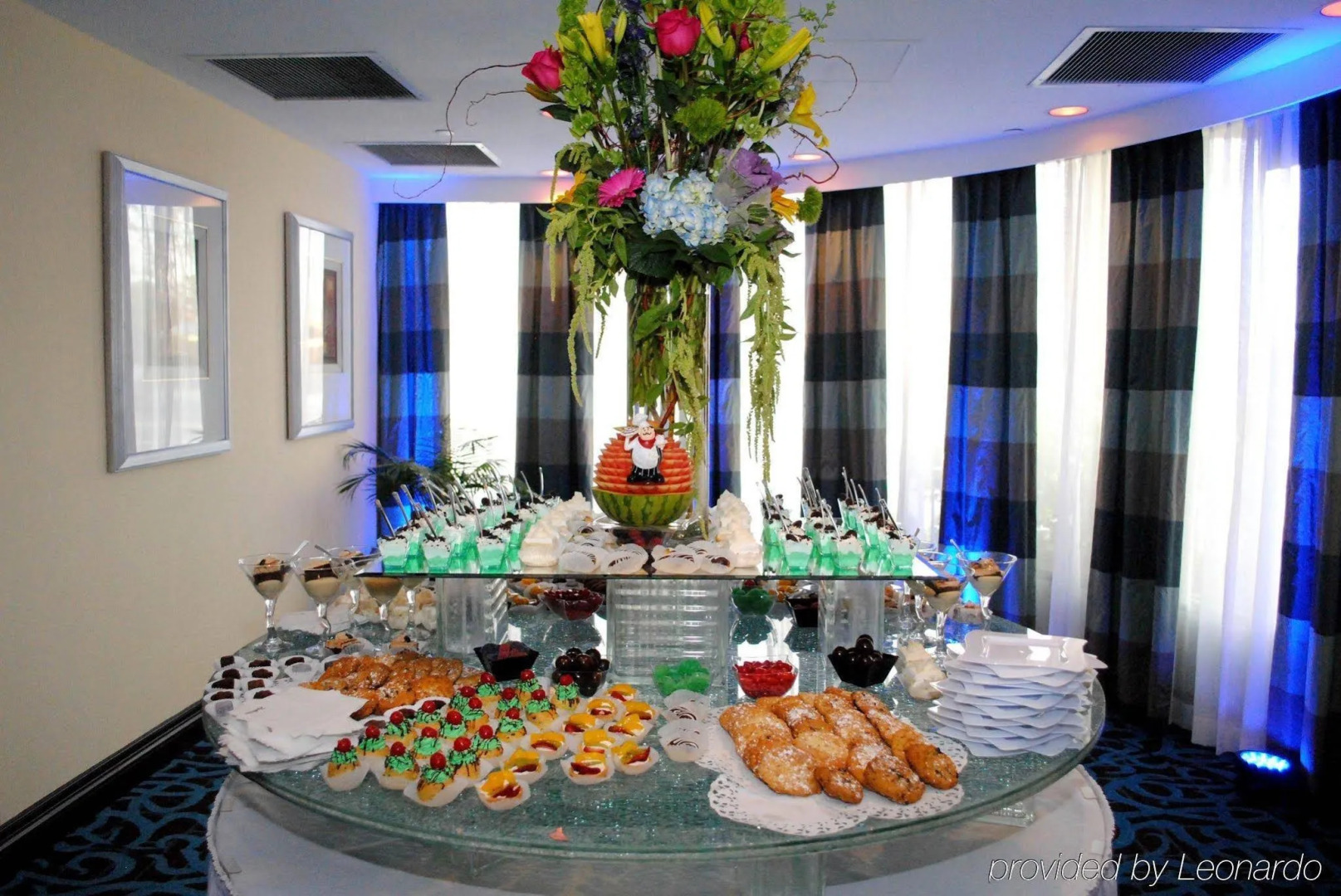 Photo - DoubleTree by Hilton Chatsworth