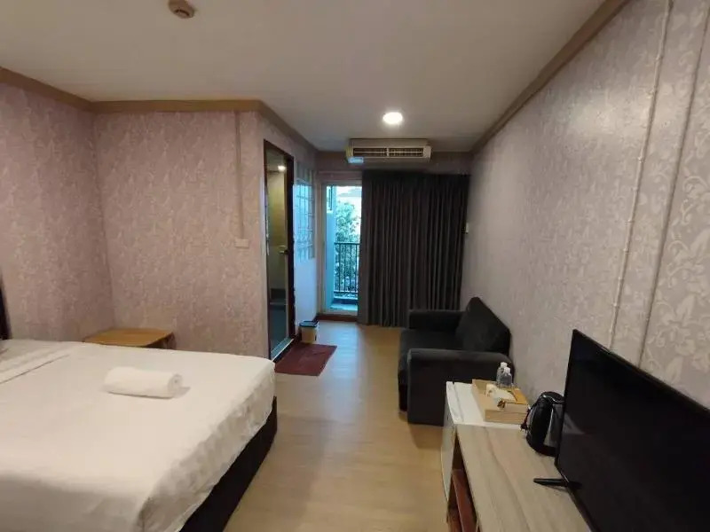 Foto - OYO 75446 Travis Inthamara 49