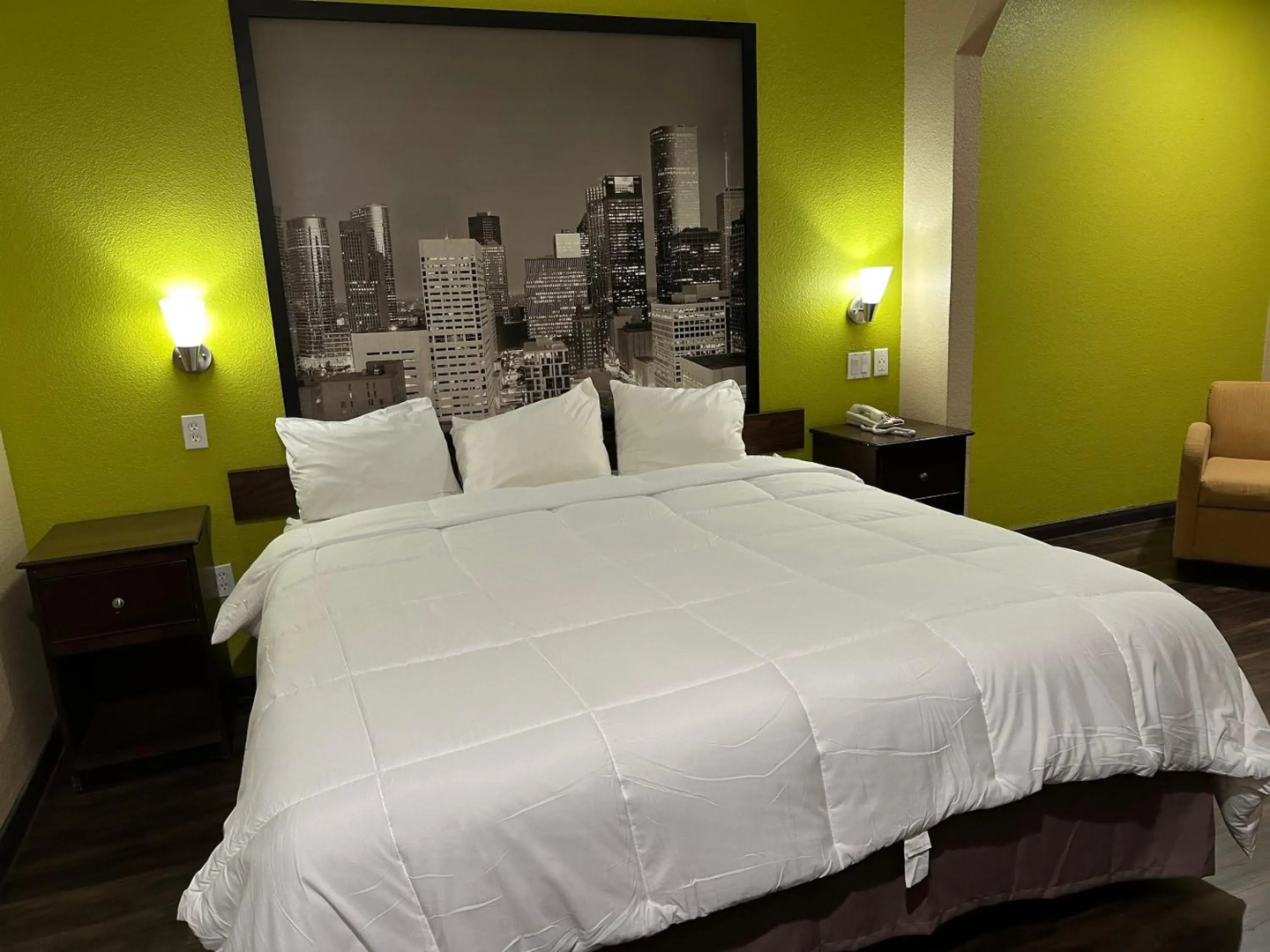 Photo - Red Lion Inn & Suites IAH Airport East