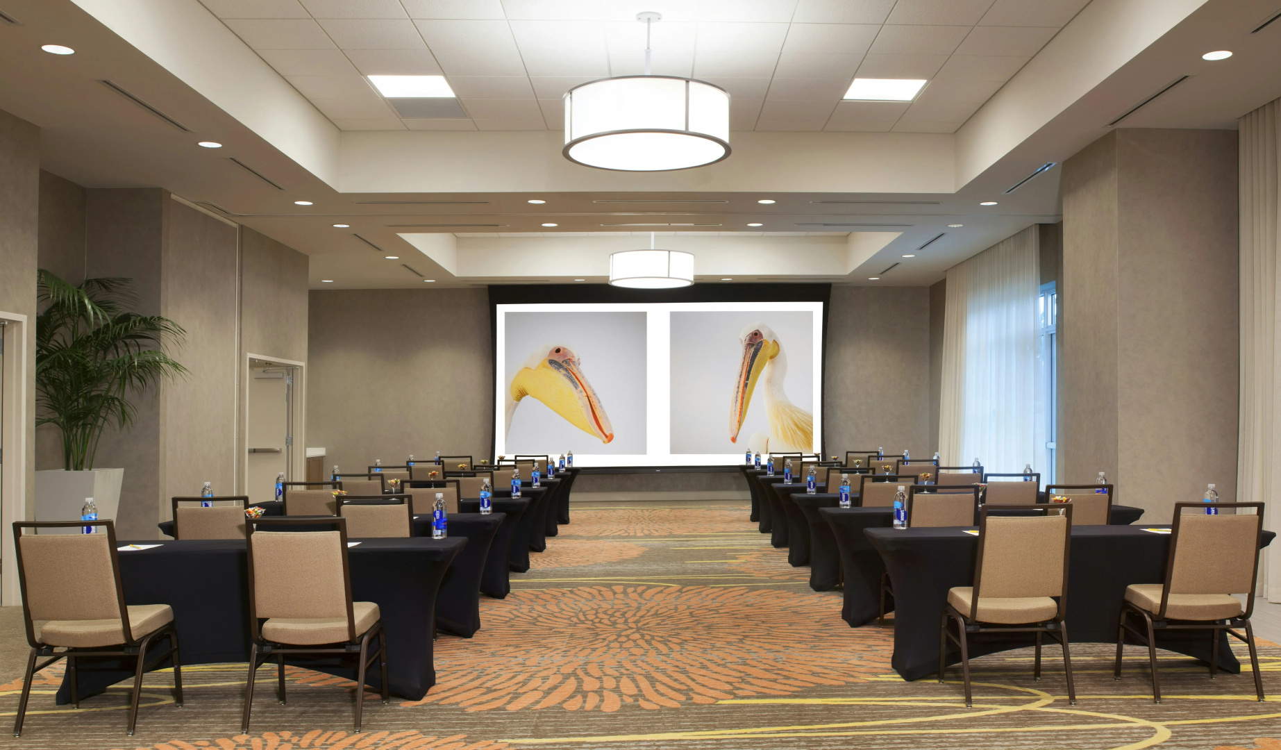 Photo - Hilton Garden Inn Miami Dolphin Mall