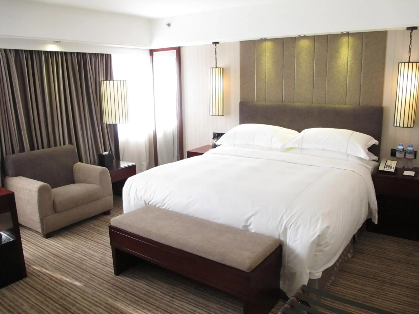 Photo - Hotel Beverly Plaza