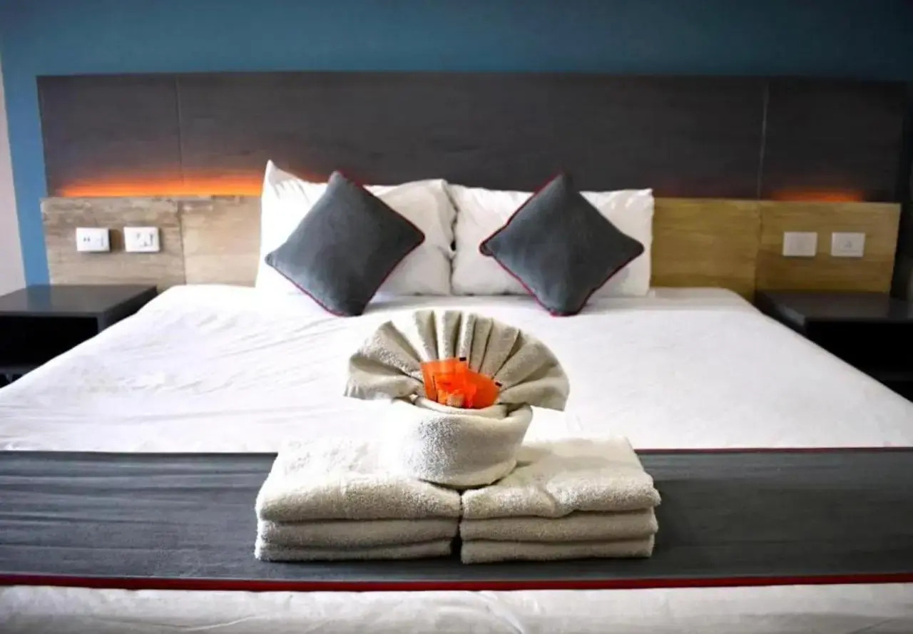 Photo - Illusion Xpress I Attraction Hotel Deluxe