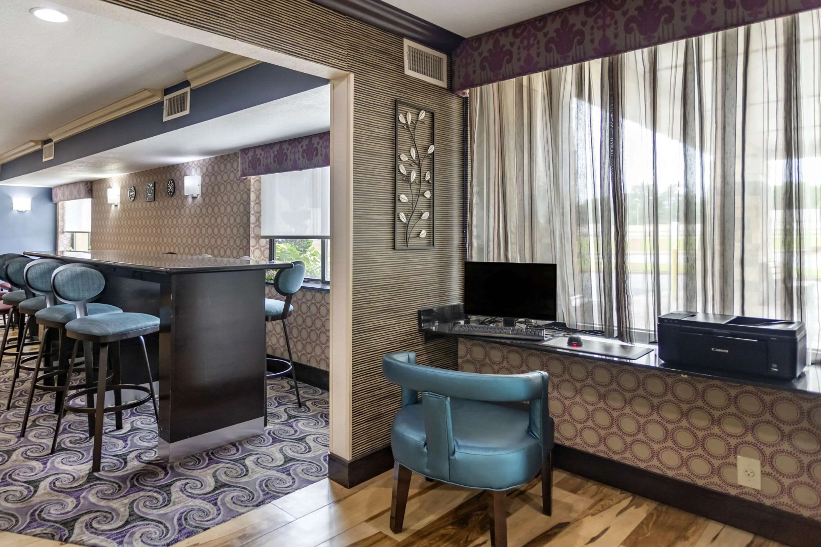 Photo - Comfort Inn Tulsa Midtown