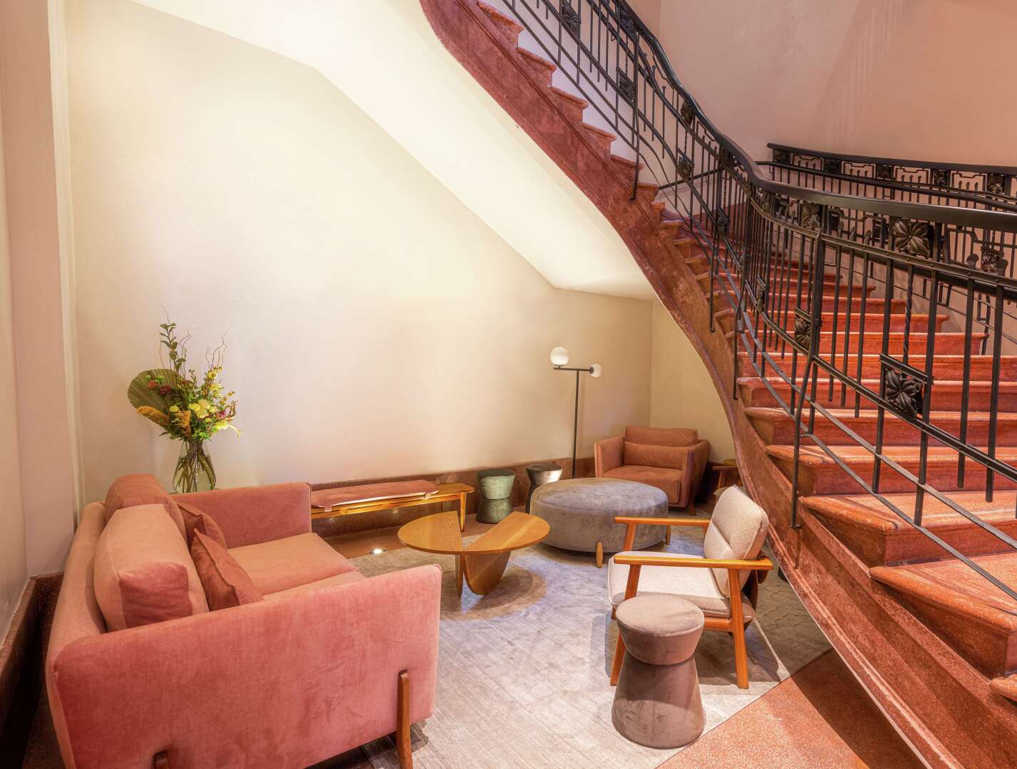 Photo - Umbral, Curio Collection By Hilton