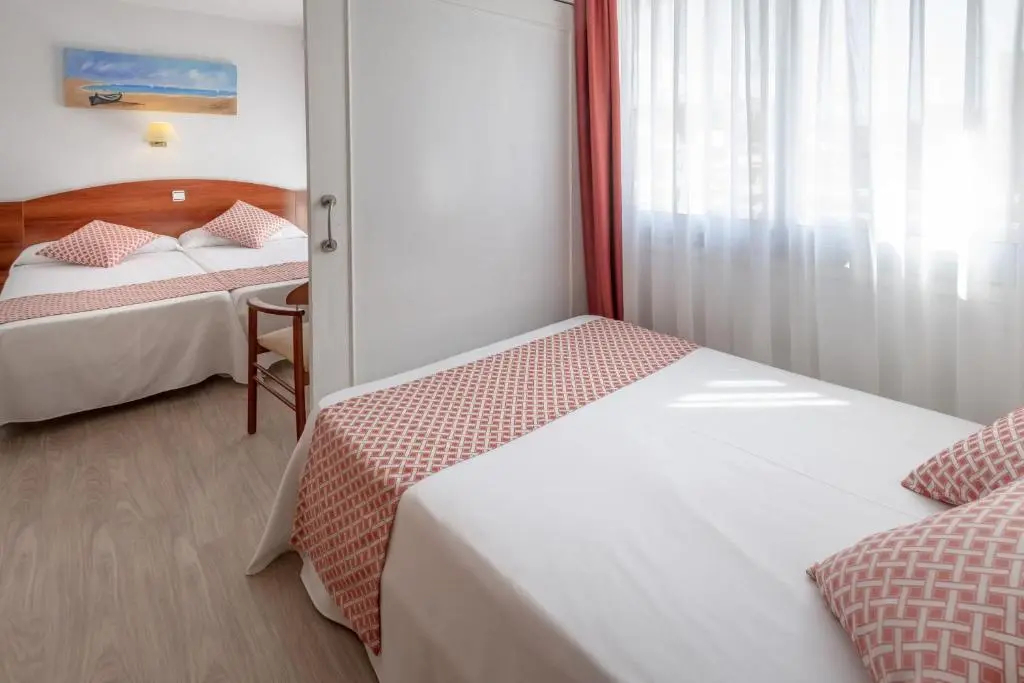 Foto - GHT Balmes, Hotel-Aparthotel&SPLASH