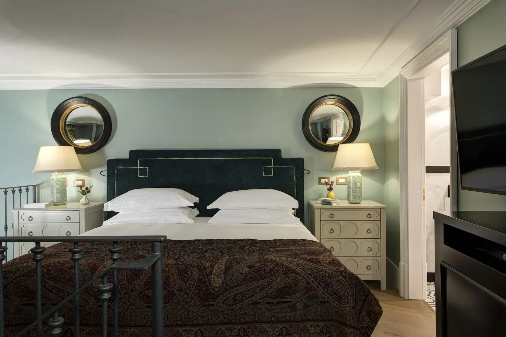 Photo - Rocco Forte Hotel De La Ville