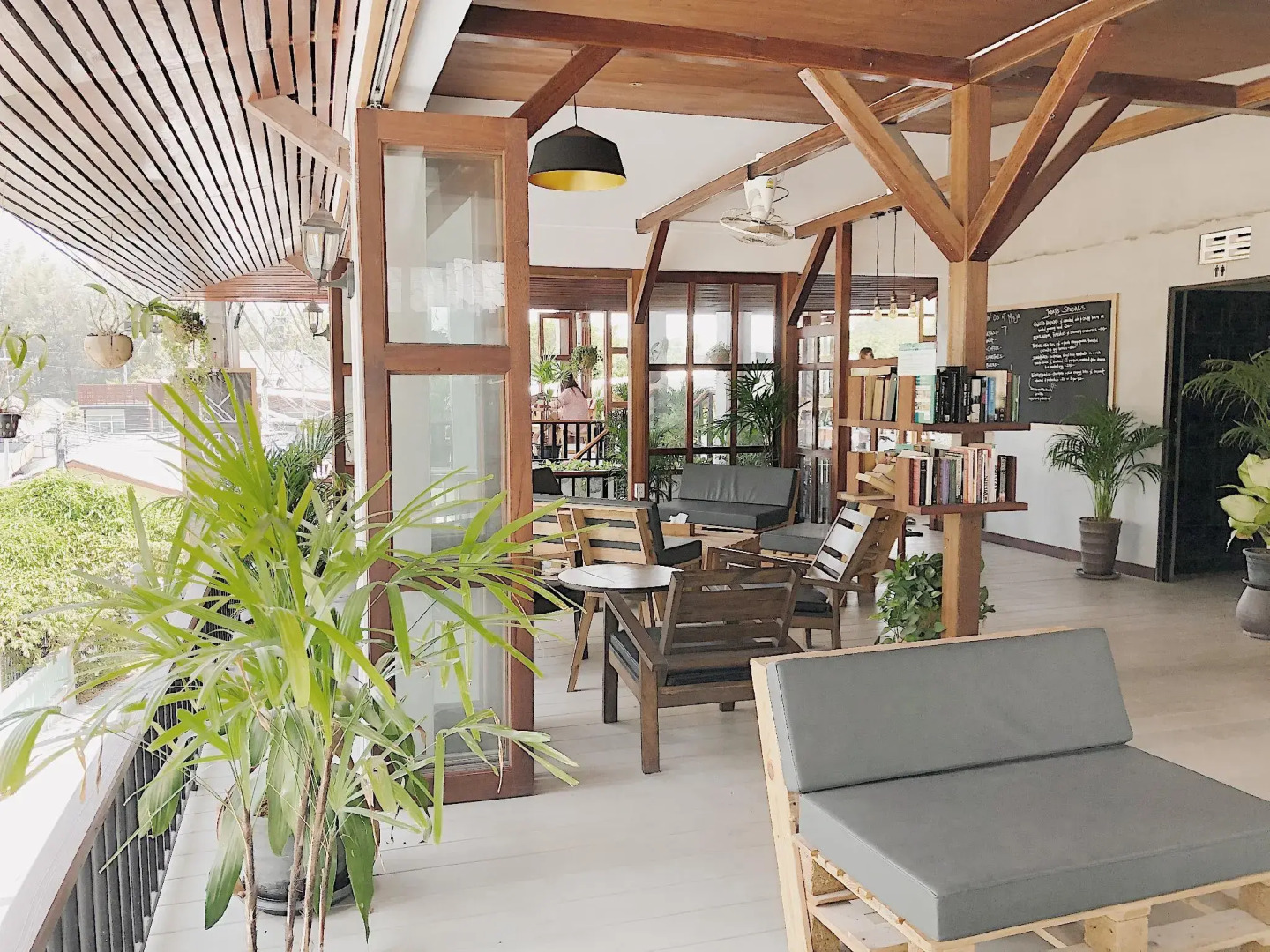 Photo - The Reef Hotel & Studios