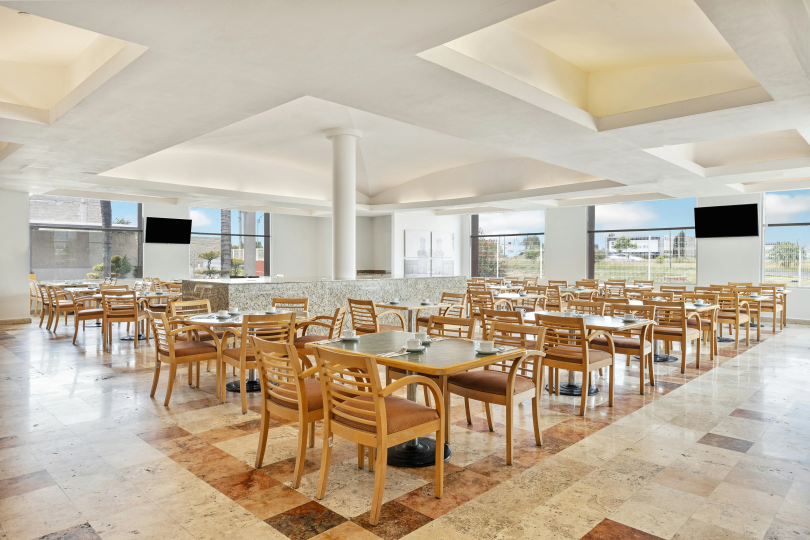 Photo - Fiesta Inn Express San Luis Potosí Oriente